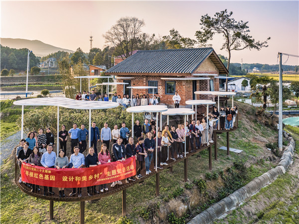 实地考察影珠山村合影_副本.jpg
